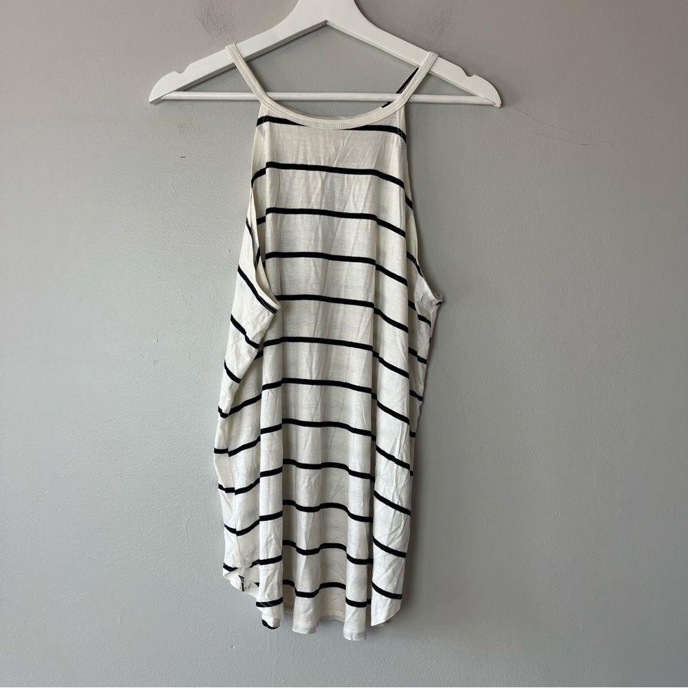 Fantastic Fawn White‎ and Black Striped Tank Top Medium